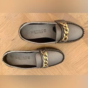 New silvery gray (pewter) shoes with golden chain design, 36, made in Turkey